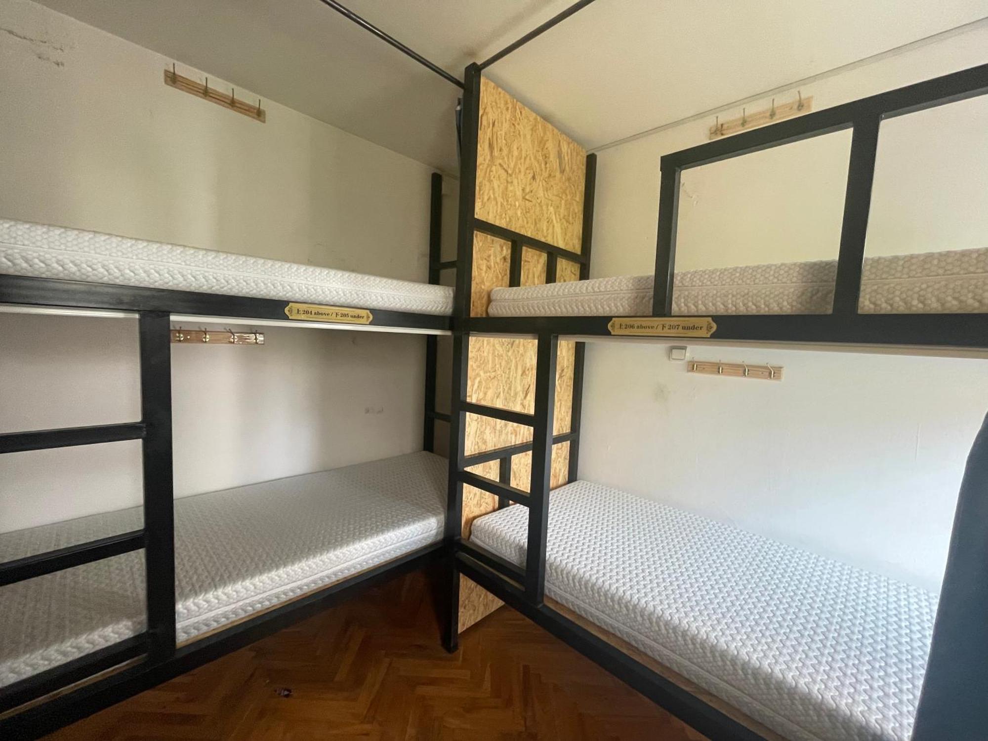 Sunshine Hostel 免费洗衣机 高速上网 Beograd Bagian luar foto